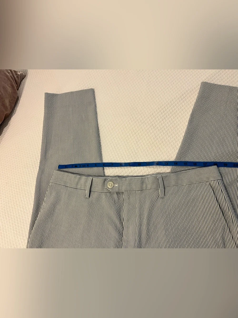 Banana Republic Navy and White Performance Seersucker Flat-Front Pants